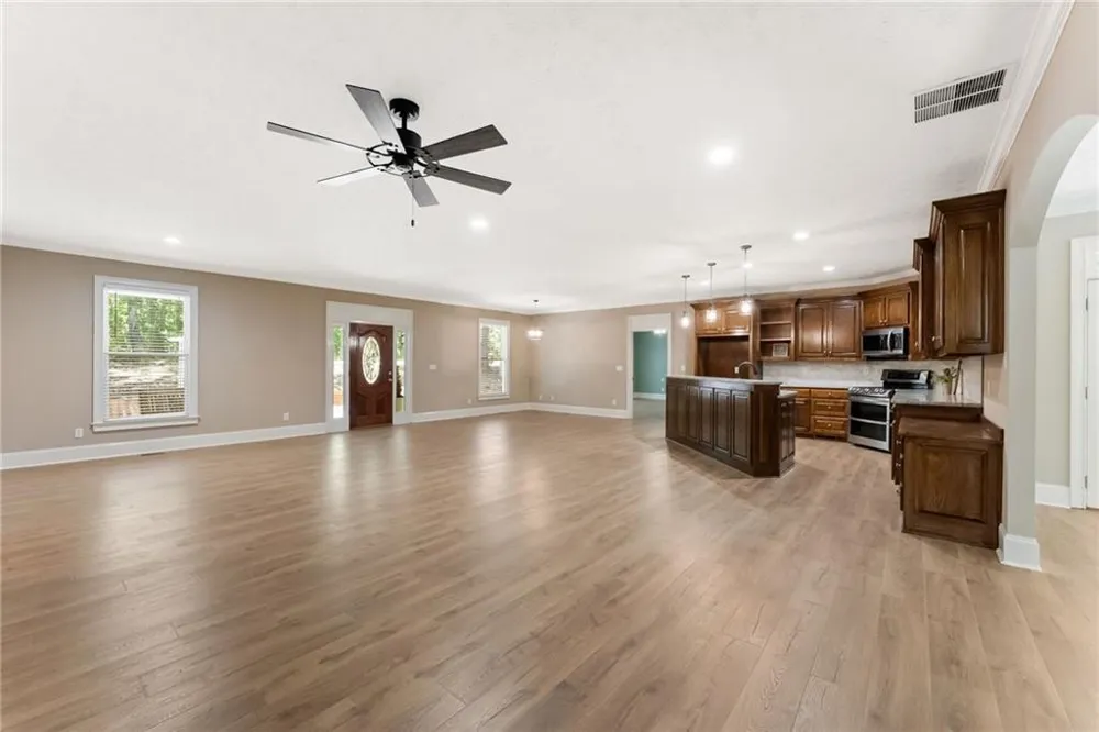 3807 Al Mangum Road Talmo, GA 30575