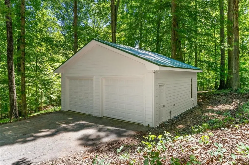3807 Al Mangum Road Talmo, GA 30575