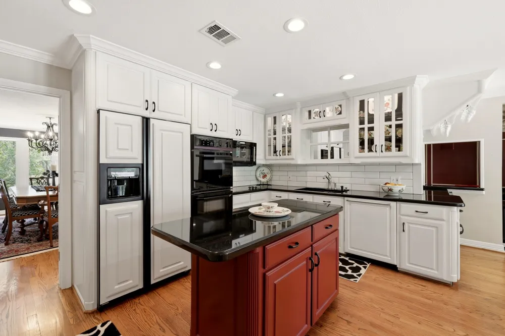1809 Southpark Drive Arlington, TX 76013