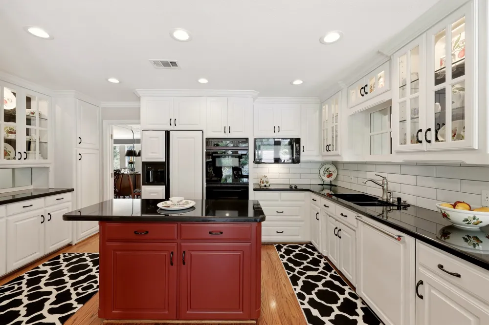 1809 Southpark Drive Arlington, TX 76013