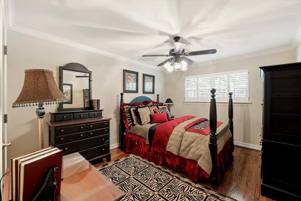 1809 Southpark Drive Arlington, TX 76013