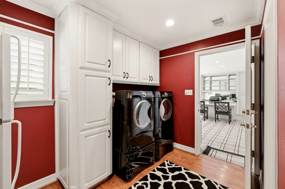 1809 Southpark Drive Arlington, TX 76013