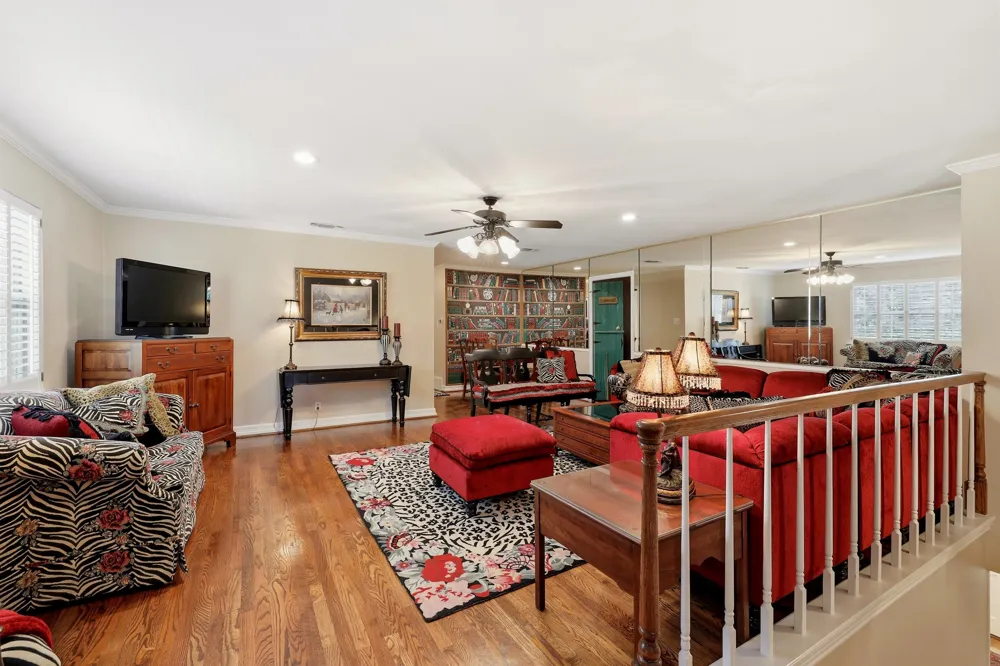 1809 Southpark Drive Arlington, TX 76013