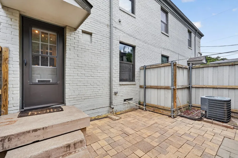 4926 Lahoma Street Dallas, TX 75235