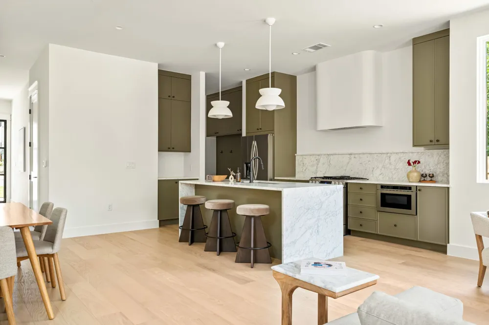 1004 Juanita #2 Austin, TX 78704