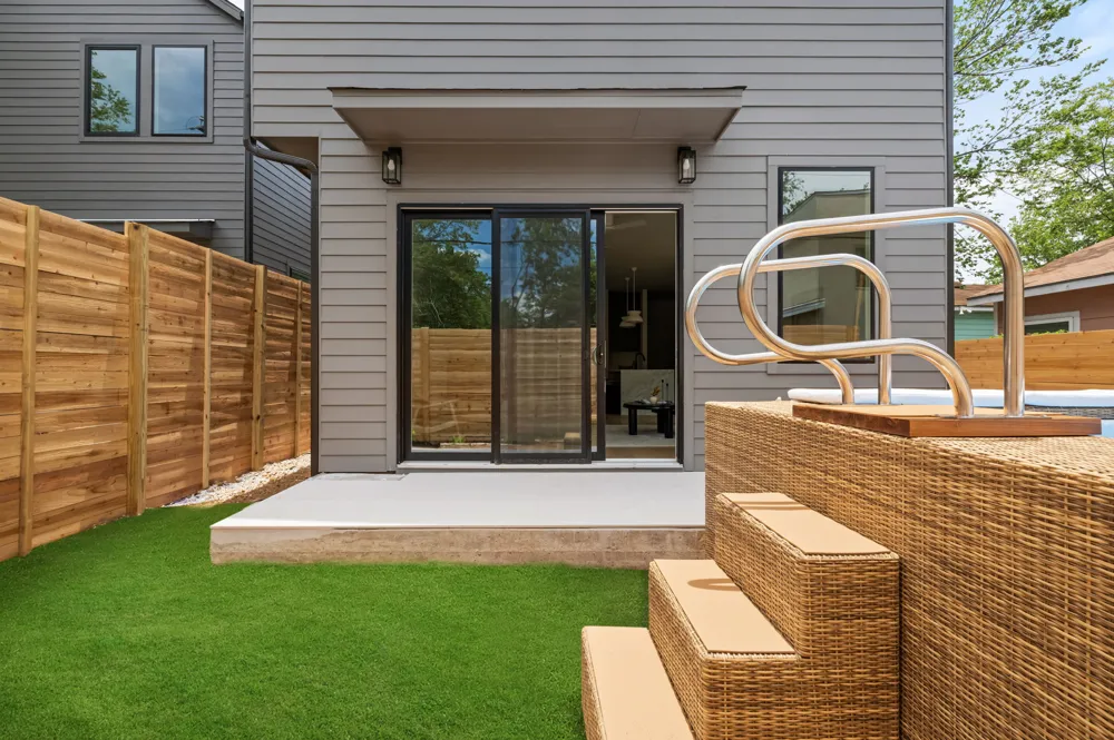 1004 Juanita #2 Austin, TX 78704