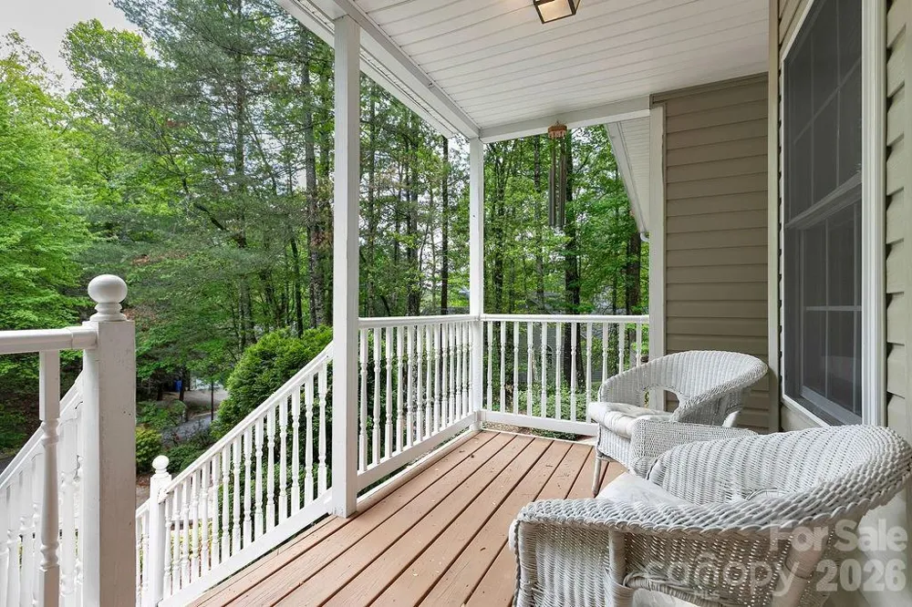 61 Autumn Glen Court Brevard, NC 28712