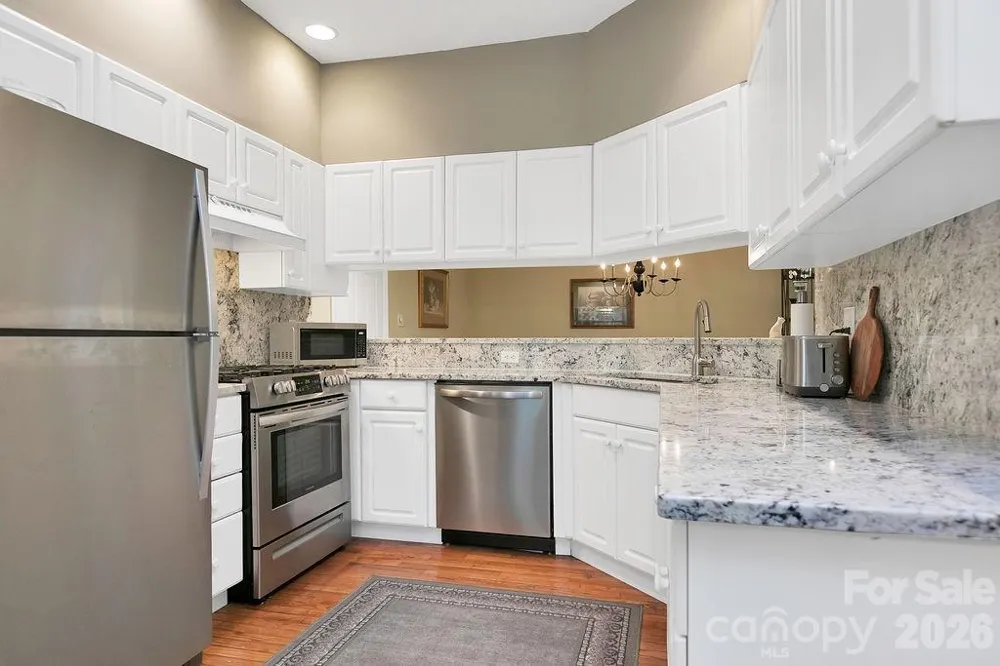 61 Autumn Glen Court Brevard, NC 28712