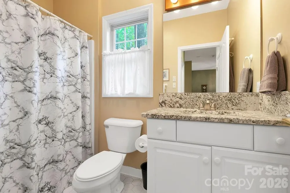 61 Autumn Glen Court Brevard, NC 28712