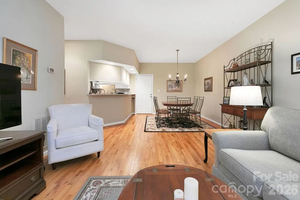 61 Autumn Glen Court Brevard, NC 28712