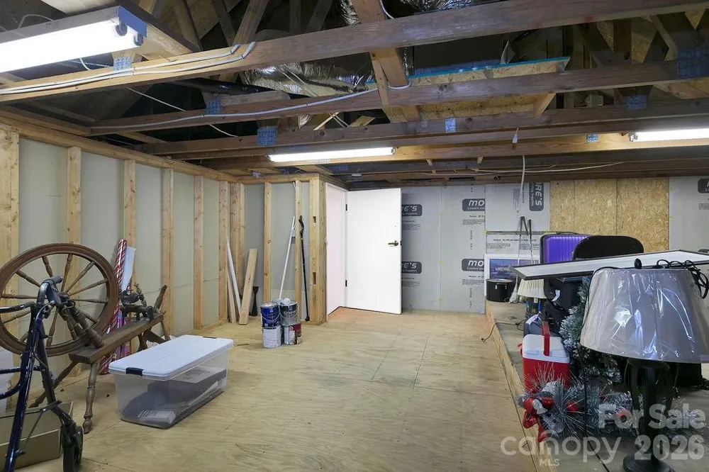 61 Autumn Glen Court Brevard, NC 28712