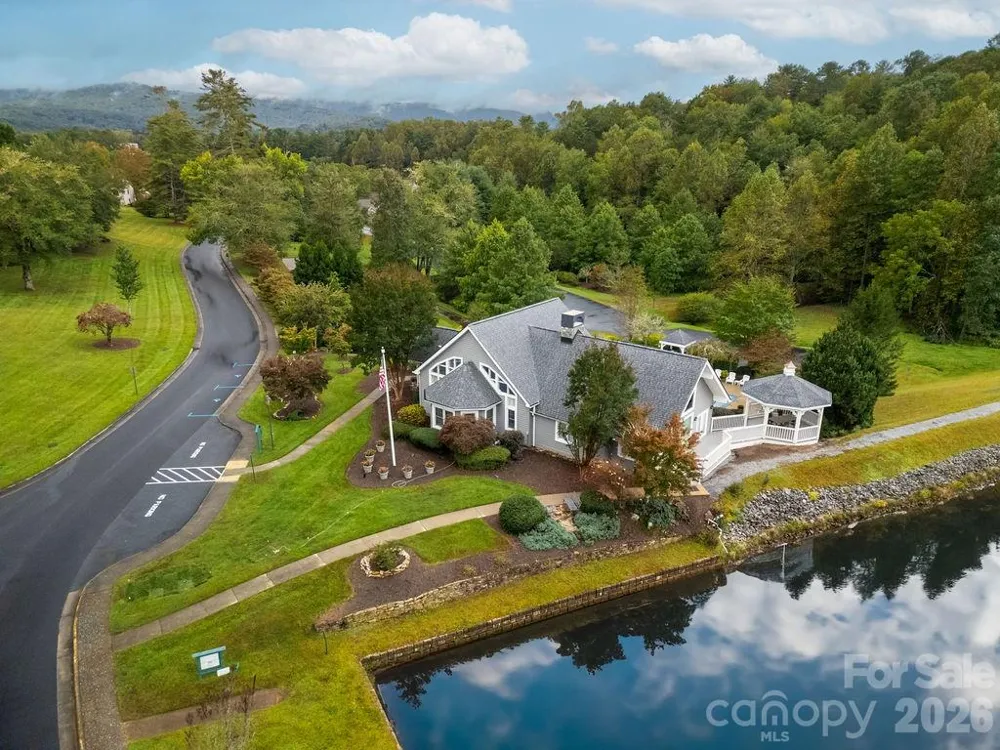 61 Autumn Glen Court Brevard, NC 28712