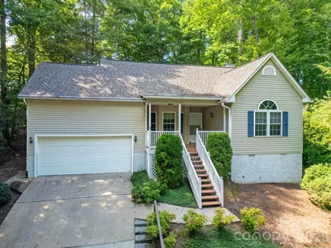 61 Autumn Glen Court