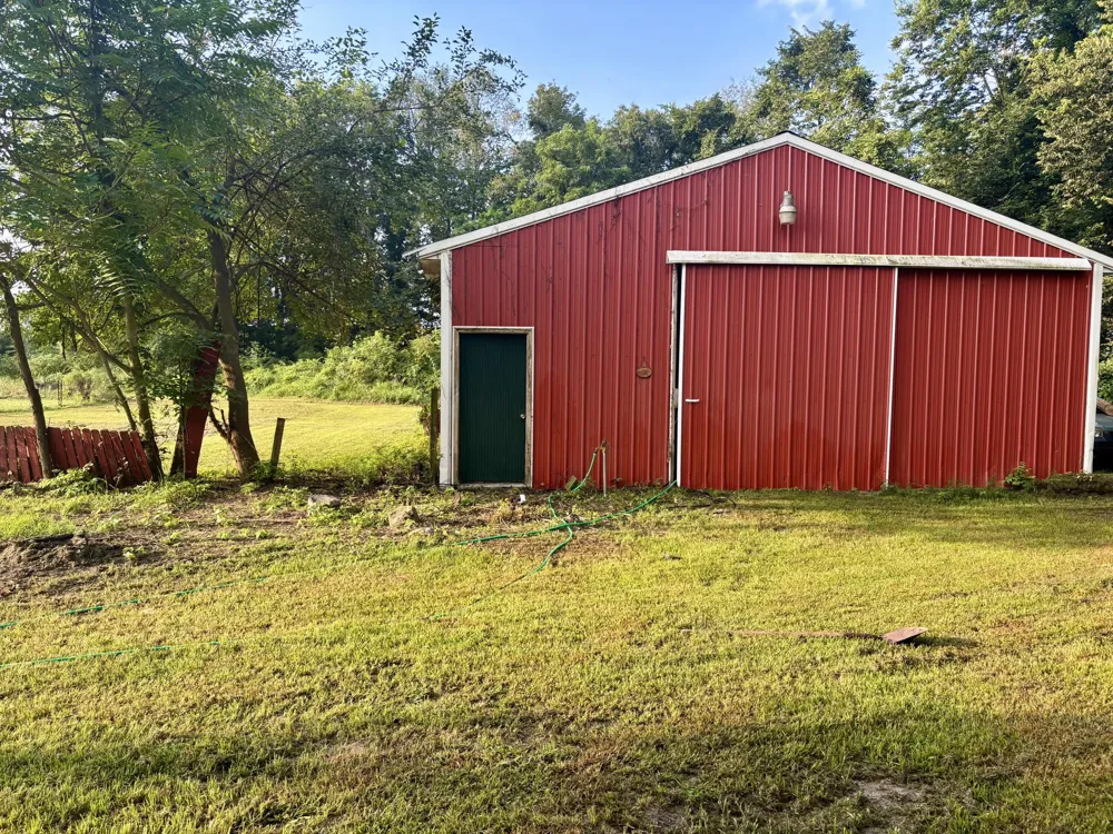 55686 Parkville Road Park Township, MI 49072