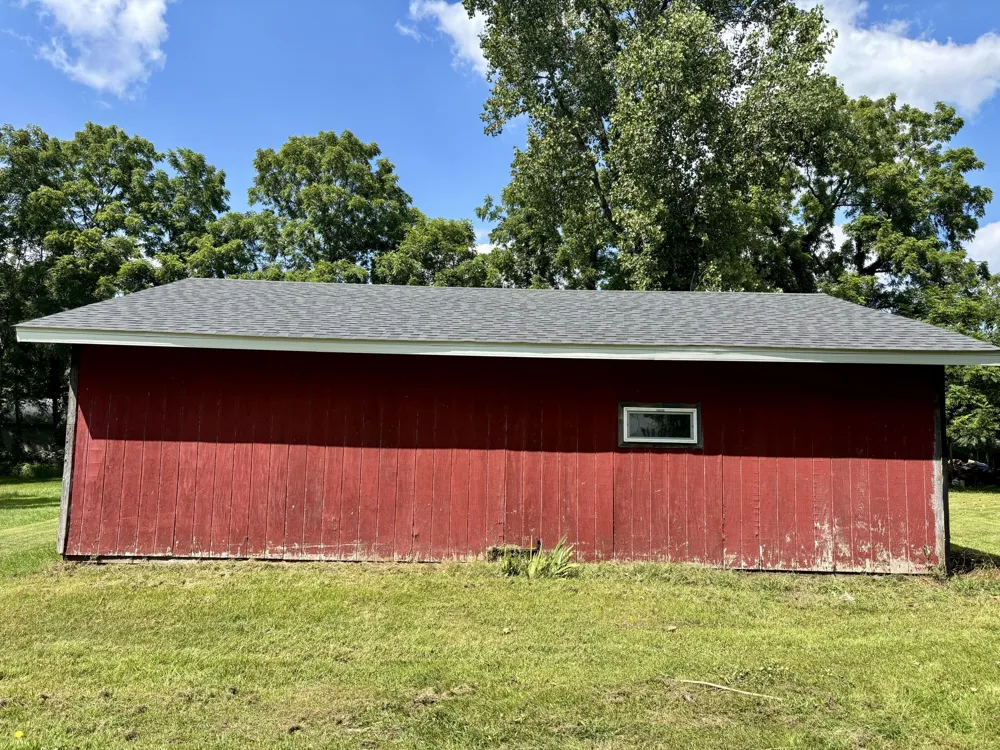 55686 Parkville Road Park Township, MI 49072