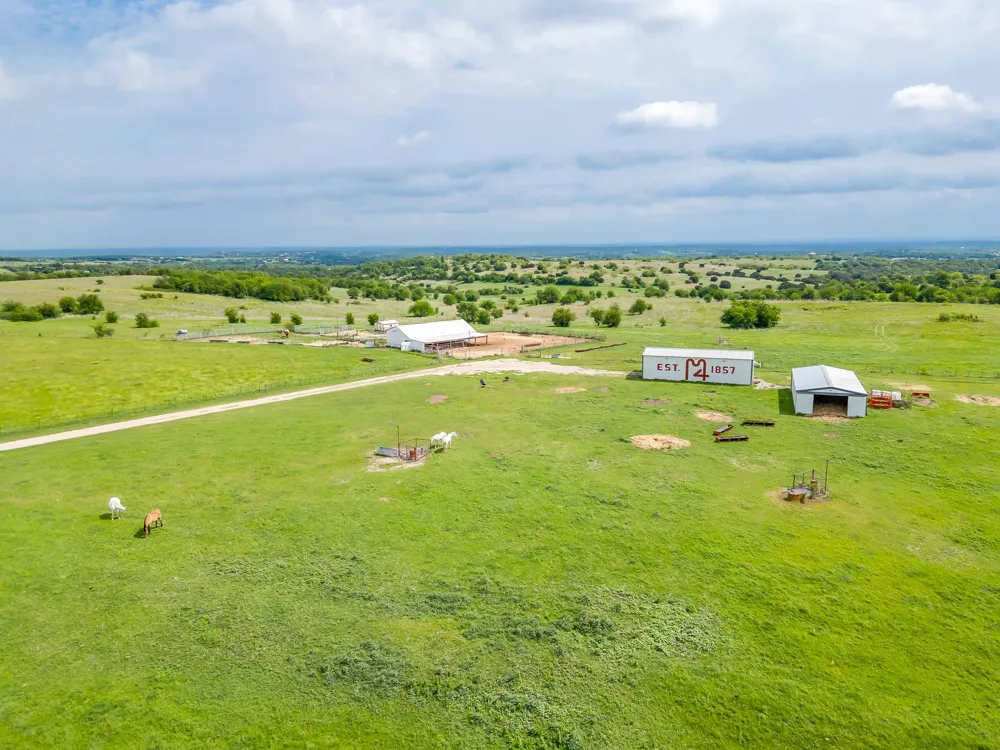 5660 Upper Denton Road Weatherford, TX 76085