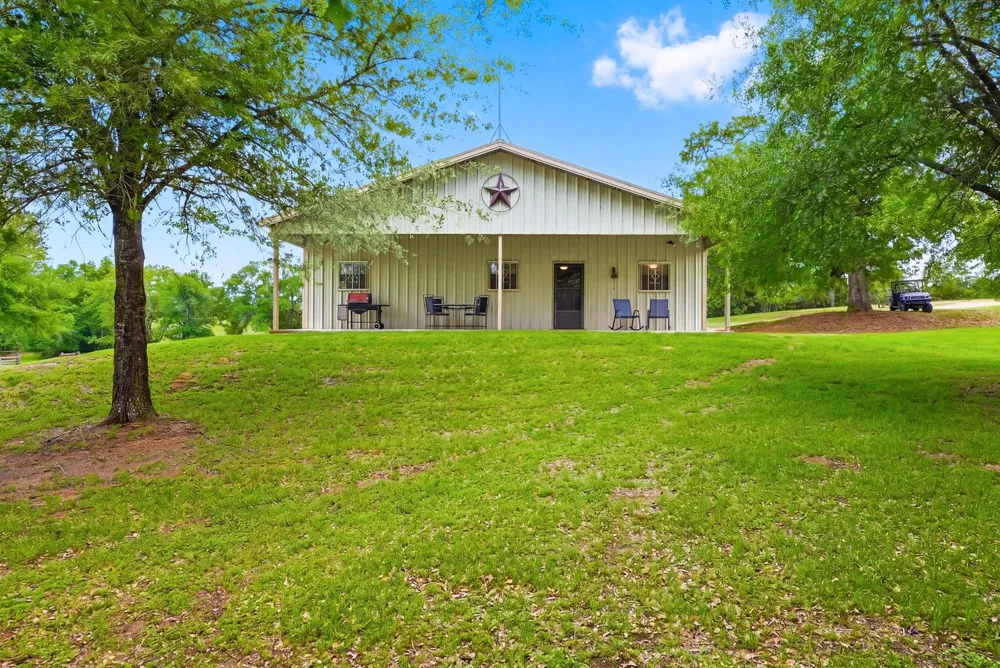 3457 County Road 364 Milano, TX 76556