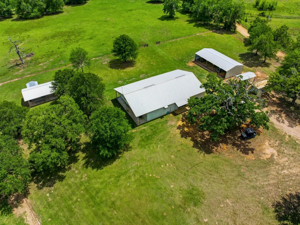 3457 County Road 364 Milano, TX 76556