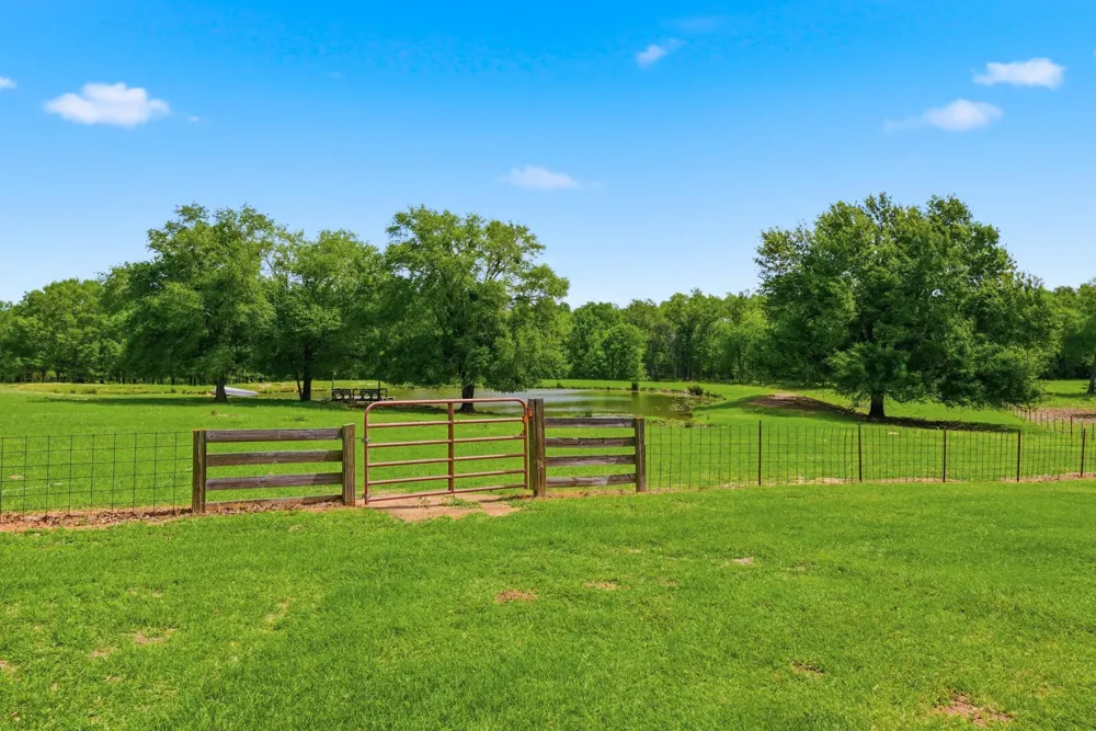 3457 County Road 364 Milano, TX 76556