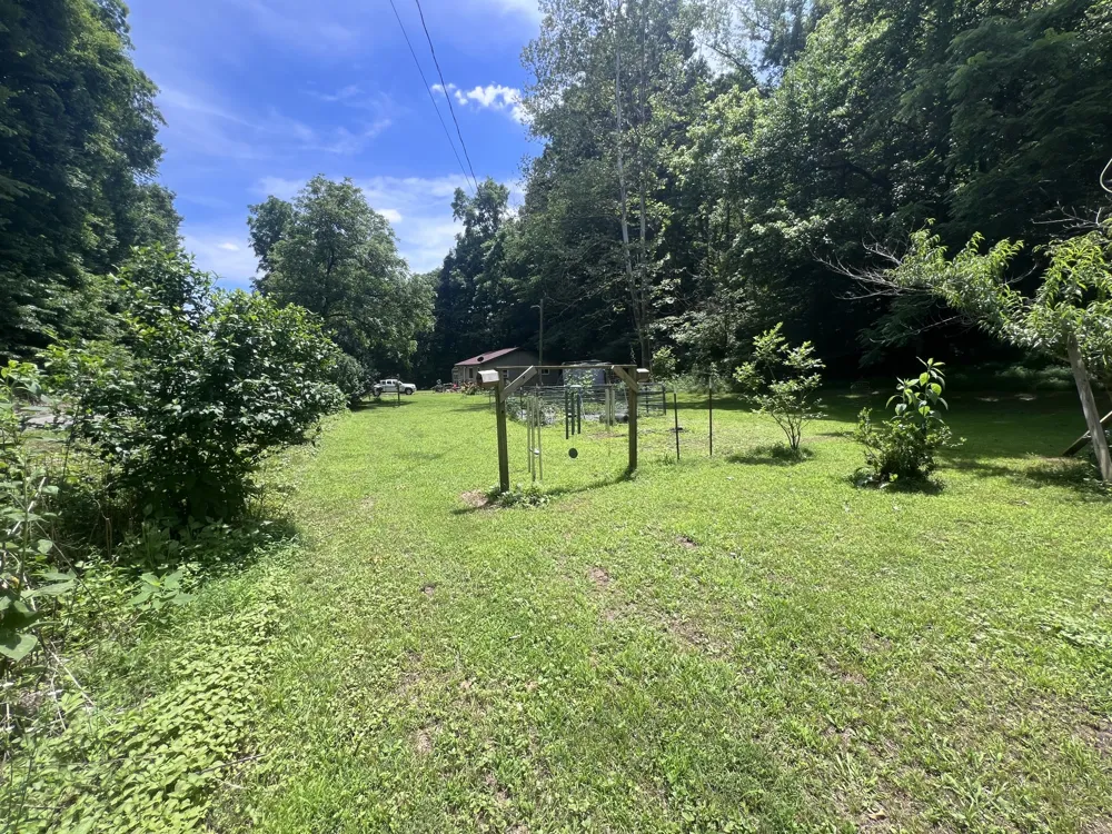 455 Beasley Hollow Rd Linden, TN 37096