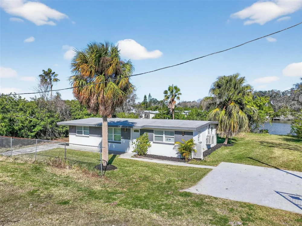4505 COTTONWOOD DRIVE New Port Richey, FL 34652