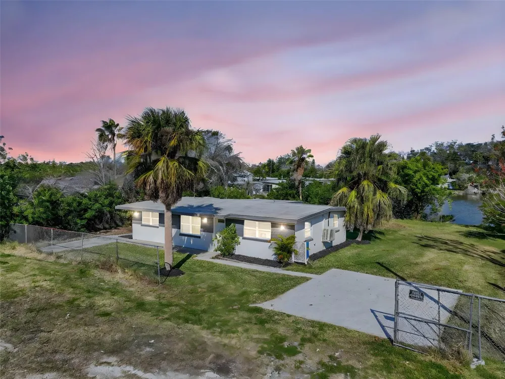 4505 COTTONWOOD DRIVE New Port Richey, FL 34652