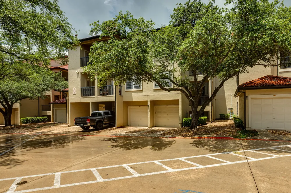 9525 Capital Of Texas Highway #414 Austin, TX 78759