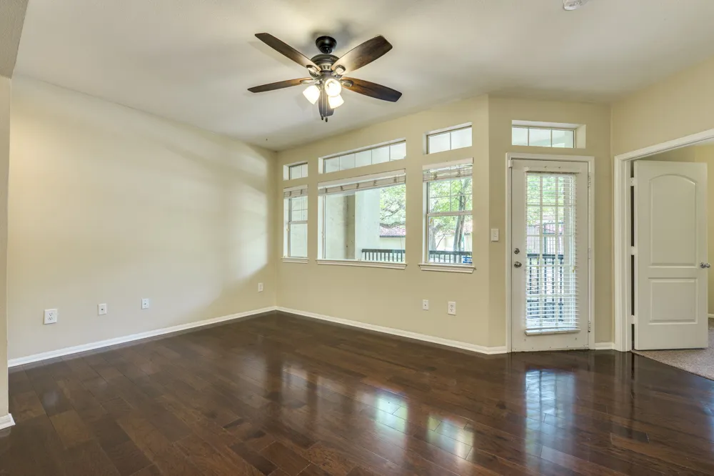 9525 Capital Of Texas Highway #414 Austin, TX 78759
