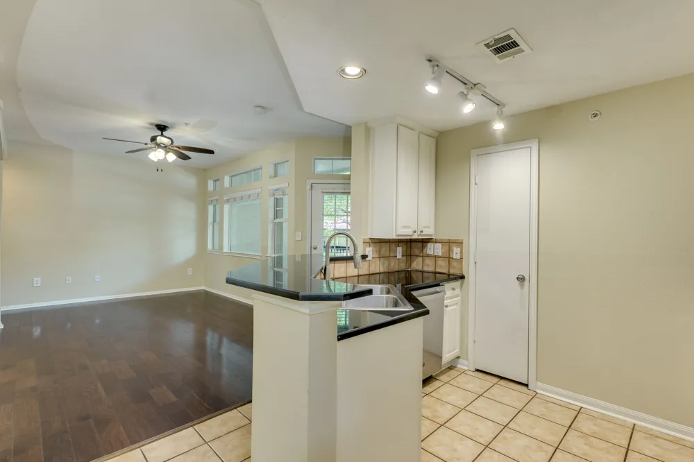 9525 Capital Of Texas Highway #414 Austin, TX 78759