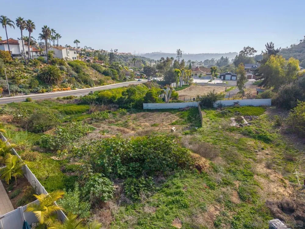 4269 Hillside Dr Carlsbad, CA 92008