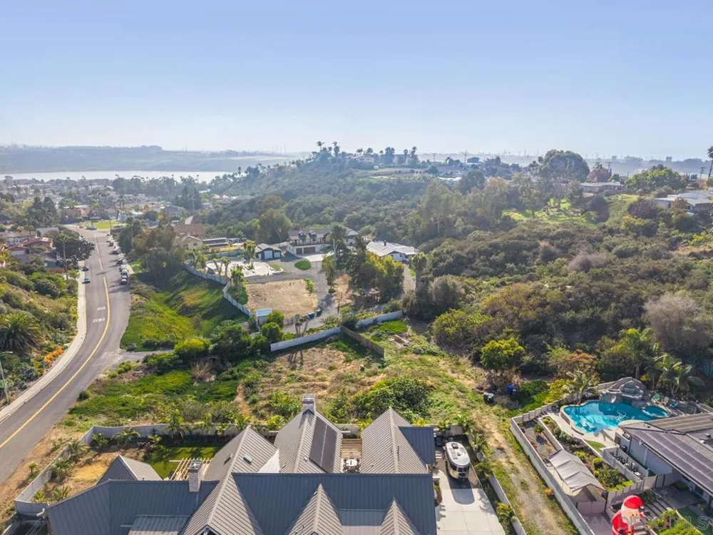 4269 Hillside Dr Carlsbad, CA 92008