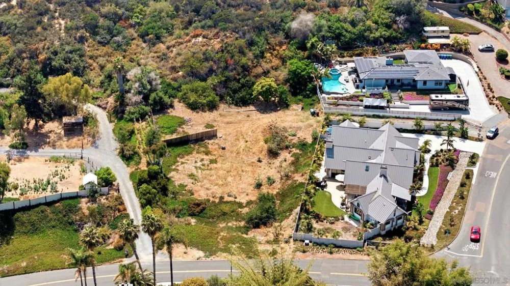 4269 Hillside Dr Carlsbad, CA 92008