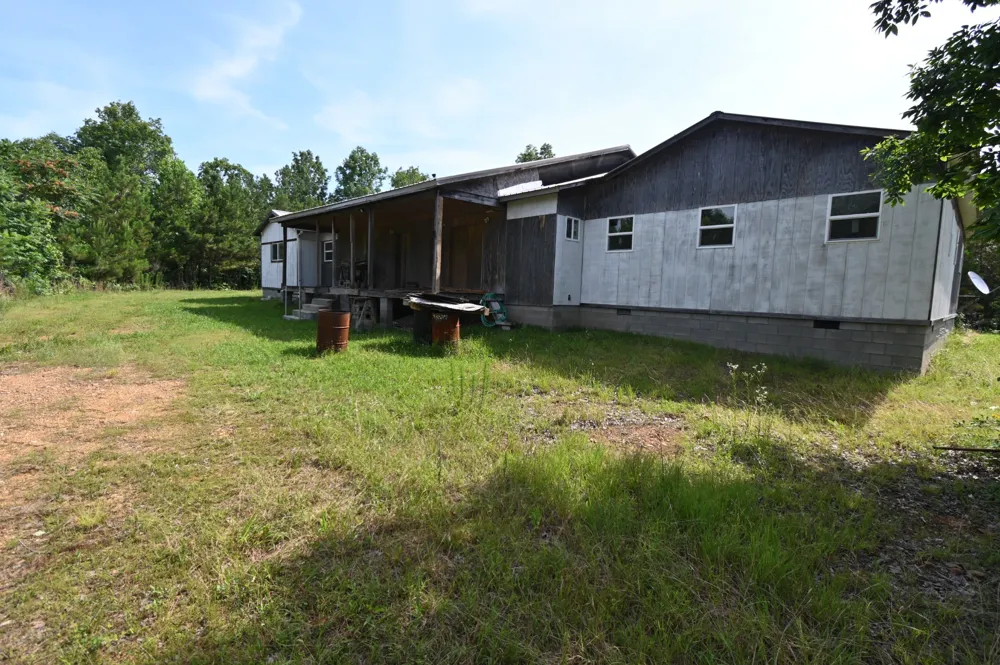 7170 Rockhouse Rd Linden, TN 37096
