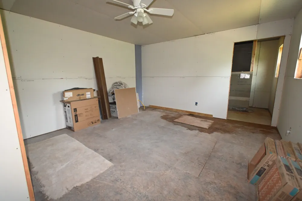 7170 Rockhouse Rd Linden, TN 37096