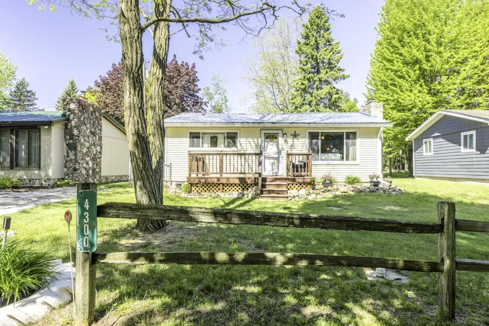 4300 Grandview Drive Forester Township, MI 48427