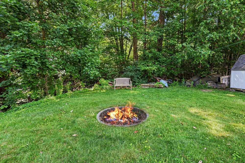 7161 E Lakeshore Drive Colfax Township, MI 49459