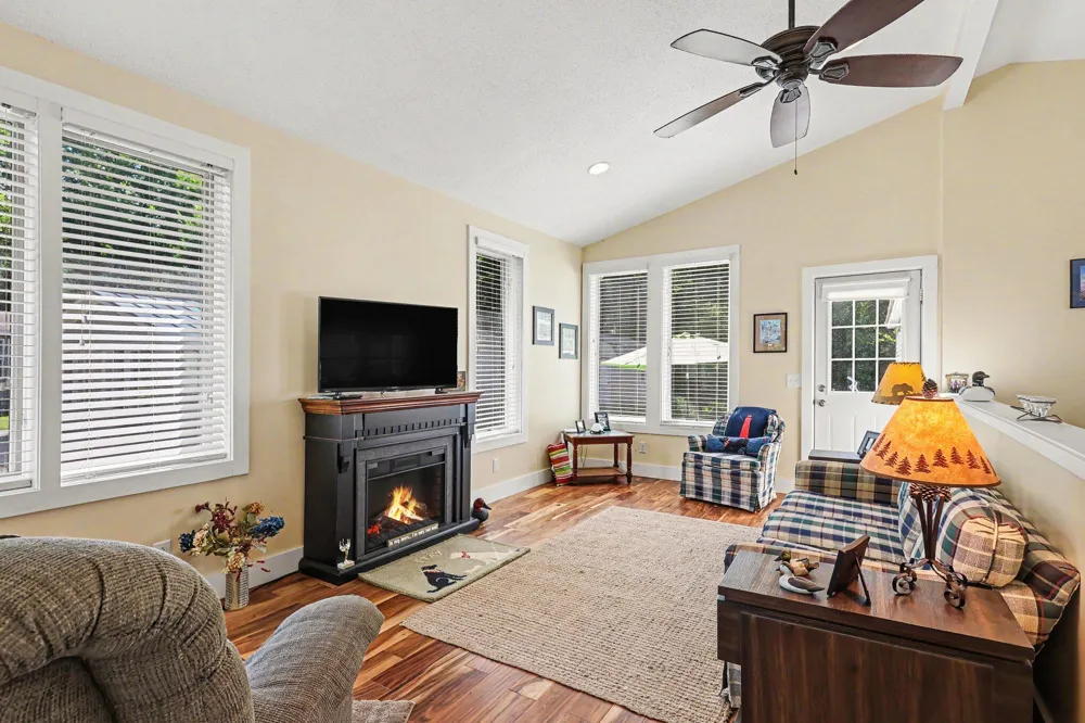7161 E Lakeshore Drive Colfax Township, MI 49459