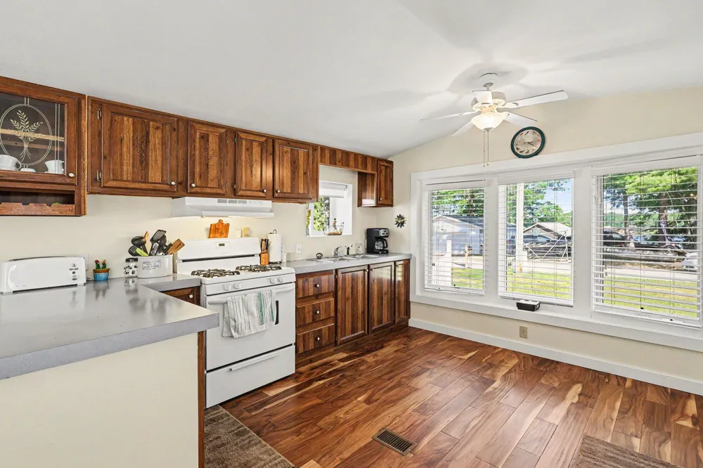 7161 E Lakeshore Drive Colfax Township, MI 49459