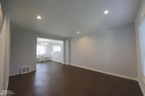 23107 Arthur Court