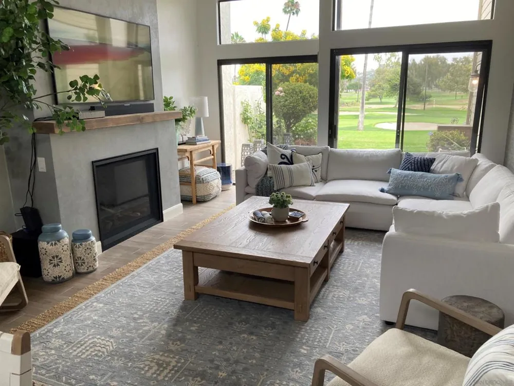 4023 Avenida Brisa Rancho Santa Fe, CA 92091