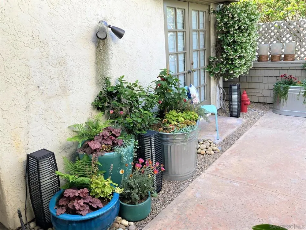 4023 Avenida Brisa Rancho Santa Fe, CA 92091