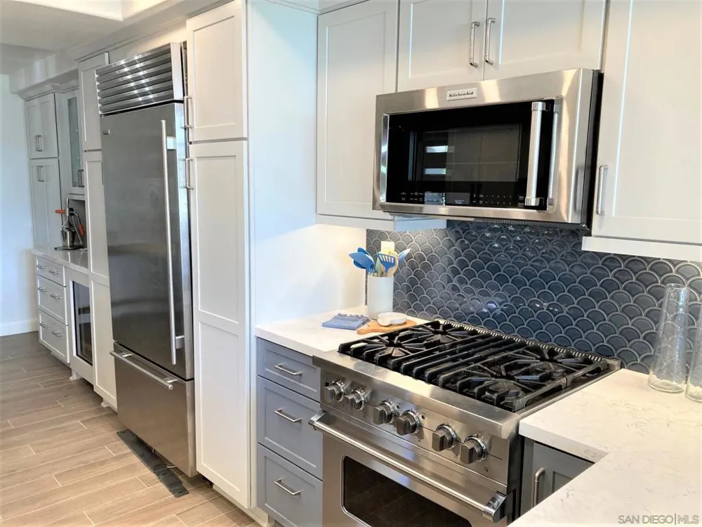 4023 Avenida Brisa Rancho Santa Fe, CA 92091