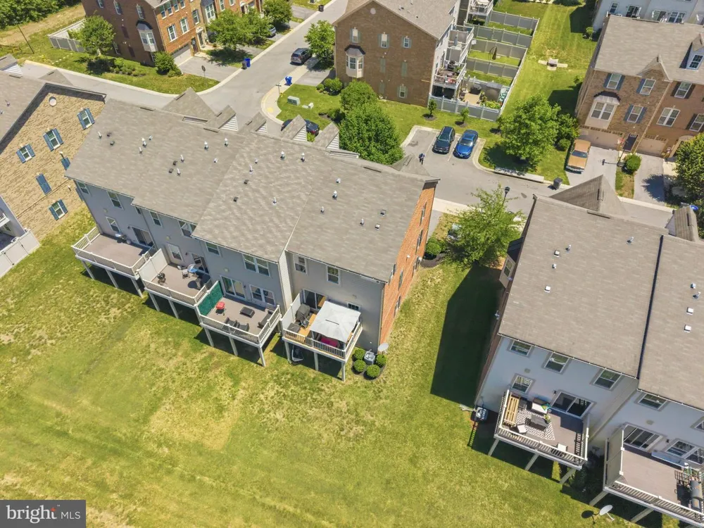 12182 MONTREAT PLACE Waldorf, MD 20601