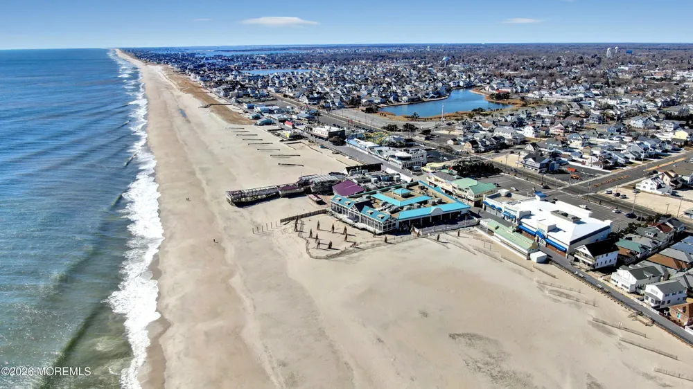204 Curtis Avenue Point Pleasant Beach, NJ 08742
