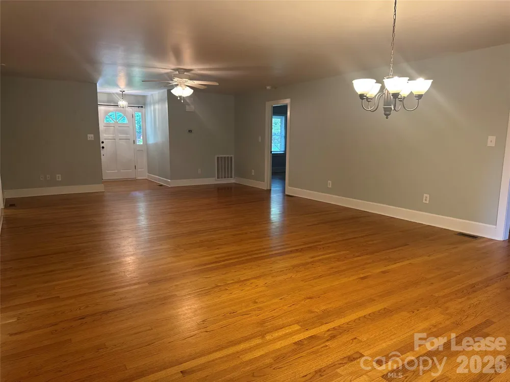 8024 Bradford Lane Denver, NC 28037