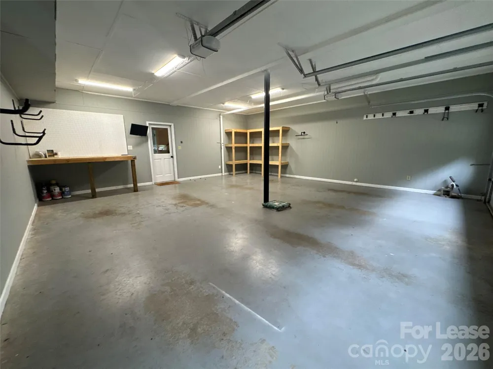 8024 Bradford Lane Denver, NC 28037
