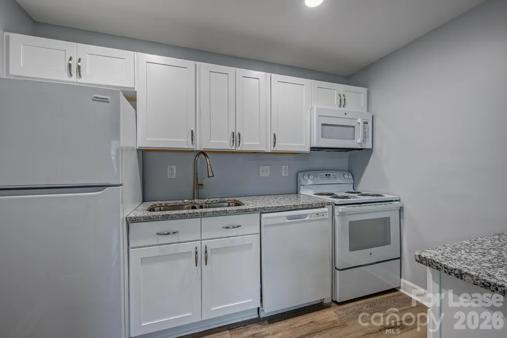 1048 Avondale Road #18 Lowell, NC 28098