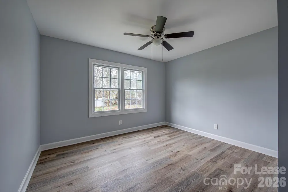 1048 Avondale Road #18 Lowell, NC 28098