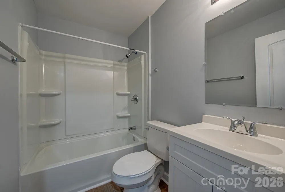 1048 Avondale Road #18 Lowell, NC 28098