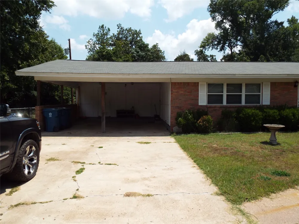 808 Shady Trail Athens, TX 75751